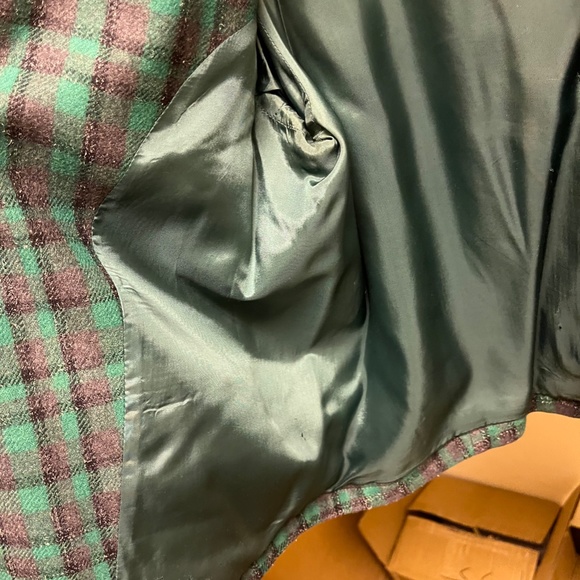 Plaid Green and Gray Women's Blazer - Picture 10 of 10